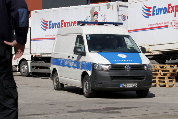 ИСТРАГА ПЉАЧКЕ КАМИОНА КОД БАЊАЛУКЕ: У сефу било више од 50.000 км!